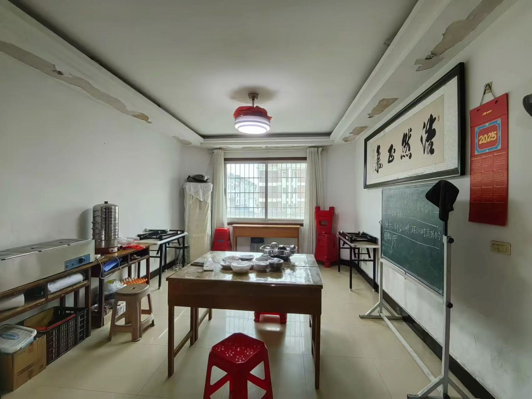 捡漏，城西，徳政园，步梯好楼层4楼 ，精装3房2卫