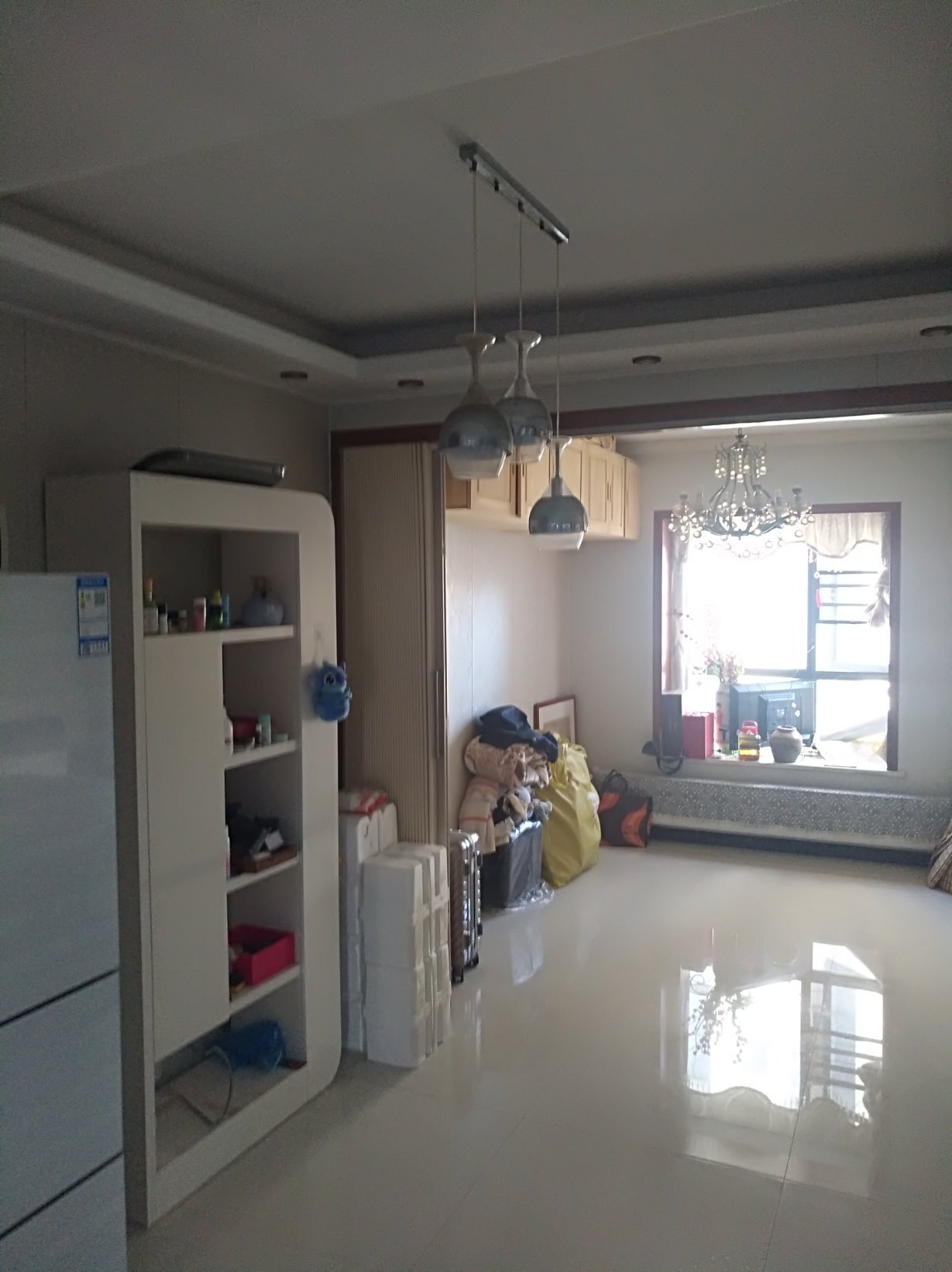 鸣宇尚城商城旁边读公立实验幼儿园实验 三中