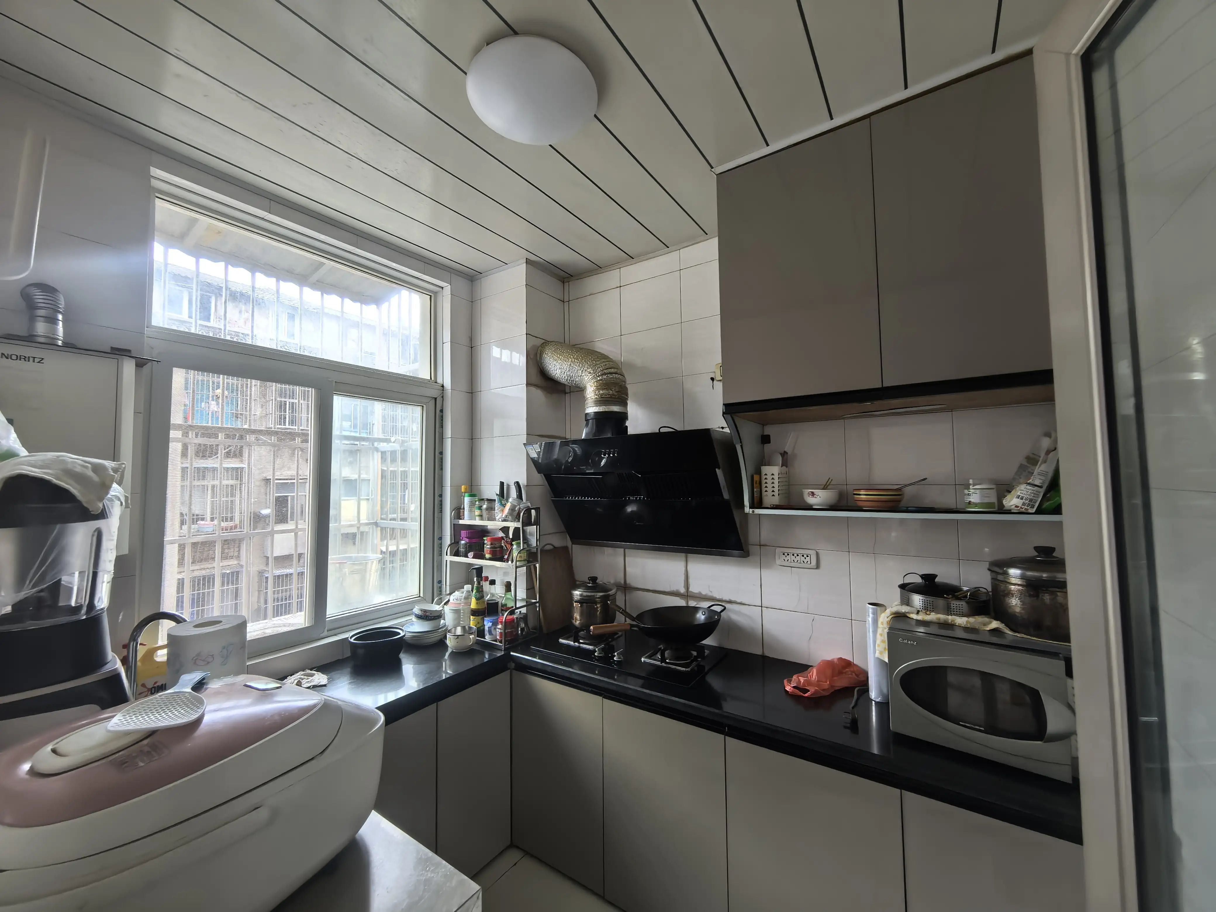 捡漏，西桥，实验晓学旁，精装三房，步梯三楼，证满二，