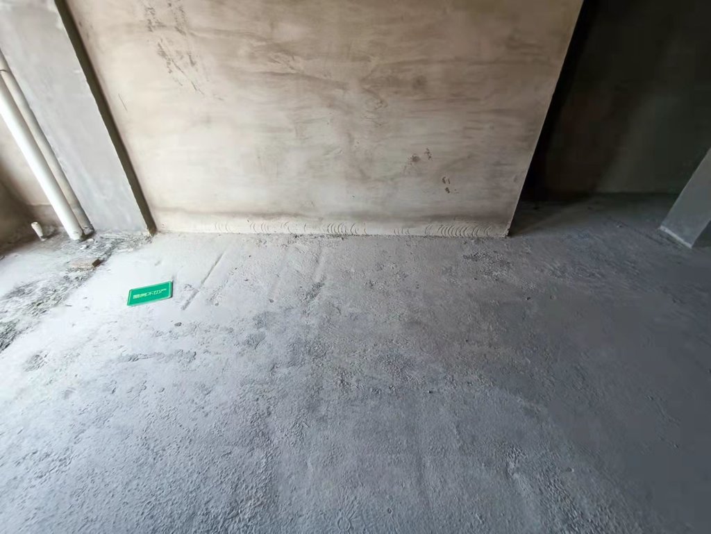 江汉明珠四中旁江滩公园电梯小高层楼层好毛坯三房