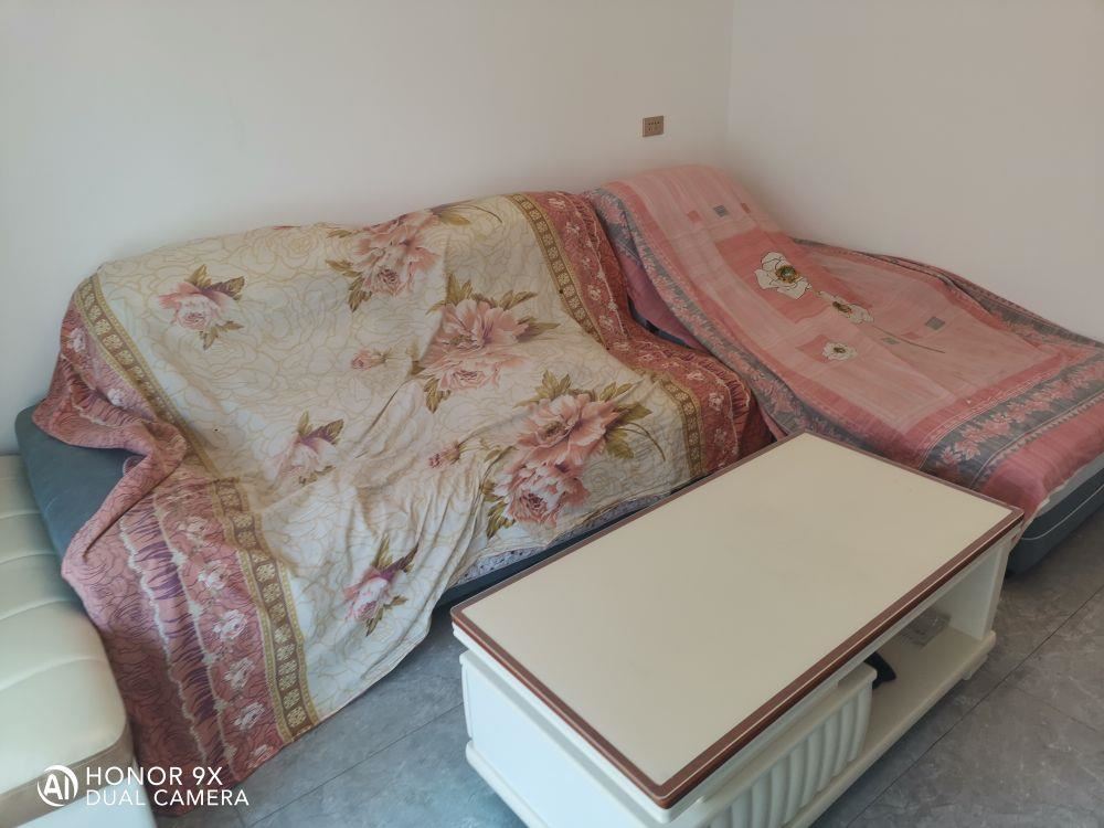 满庭春全新精装大2房未住过现诚心出售证满两年可贷款