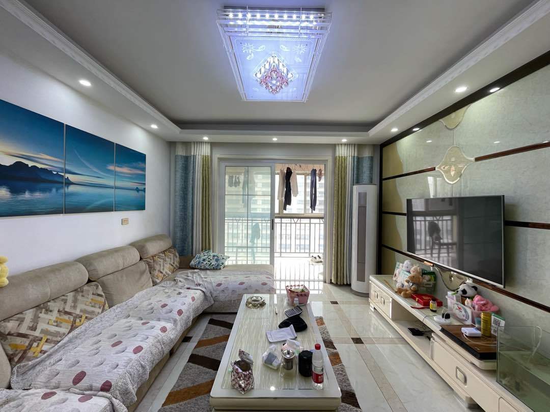 城西锦绣江山精装三房，中间楼层，拎包入住