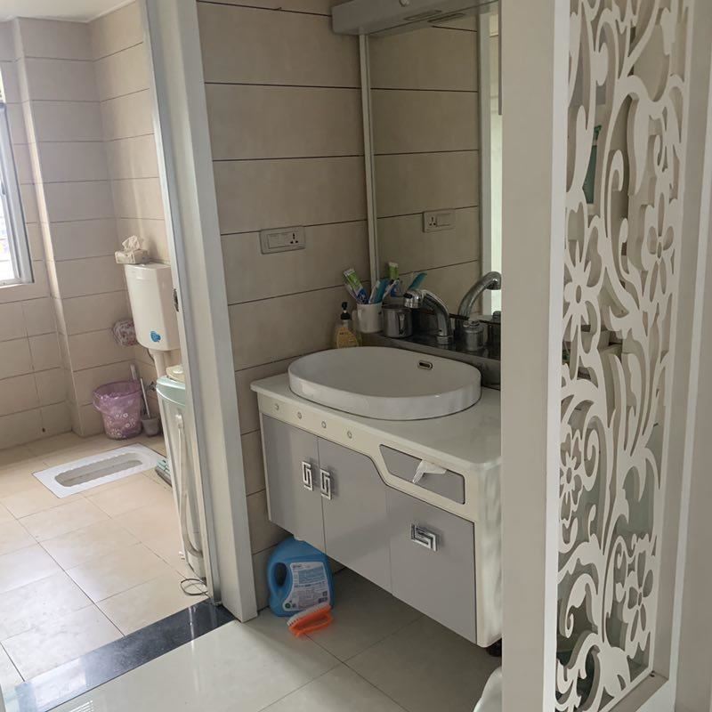 房东急售福星城精装大3房2卫好楼层证在手可按揭！