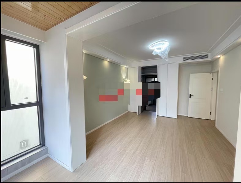 城南，领秀城，8楼边户，全新6300单价，精装三房，南北通透