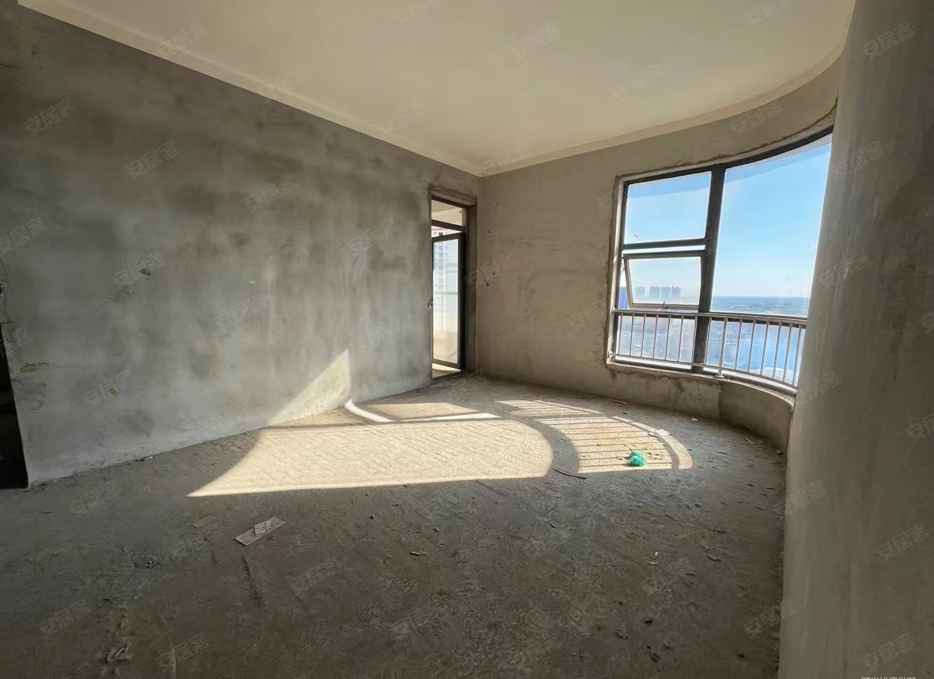 48，降价了，御台公馆，三开间朝南，楼层好，采光好，品质小区