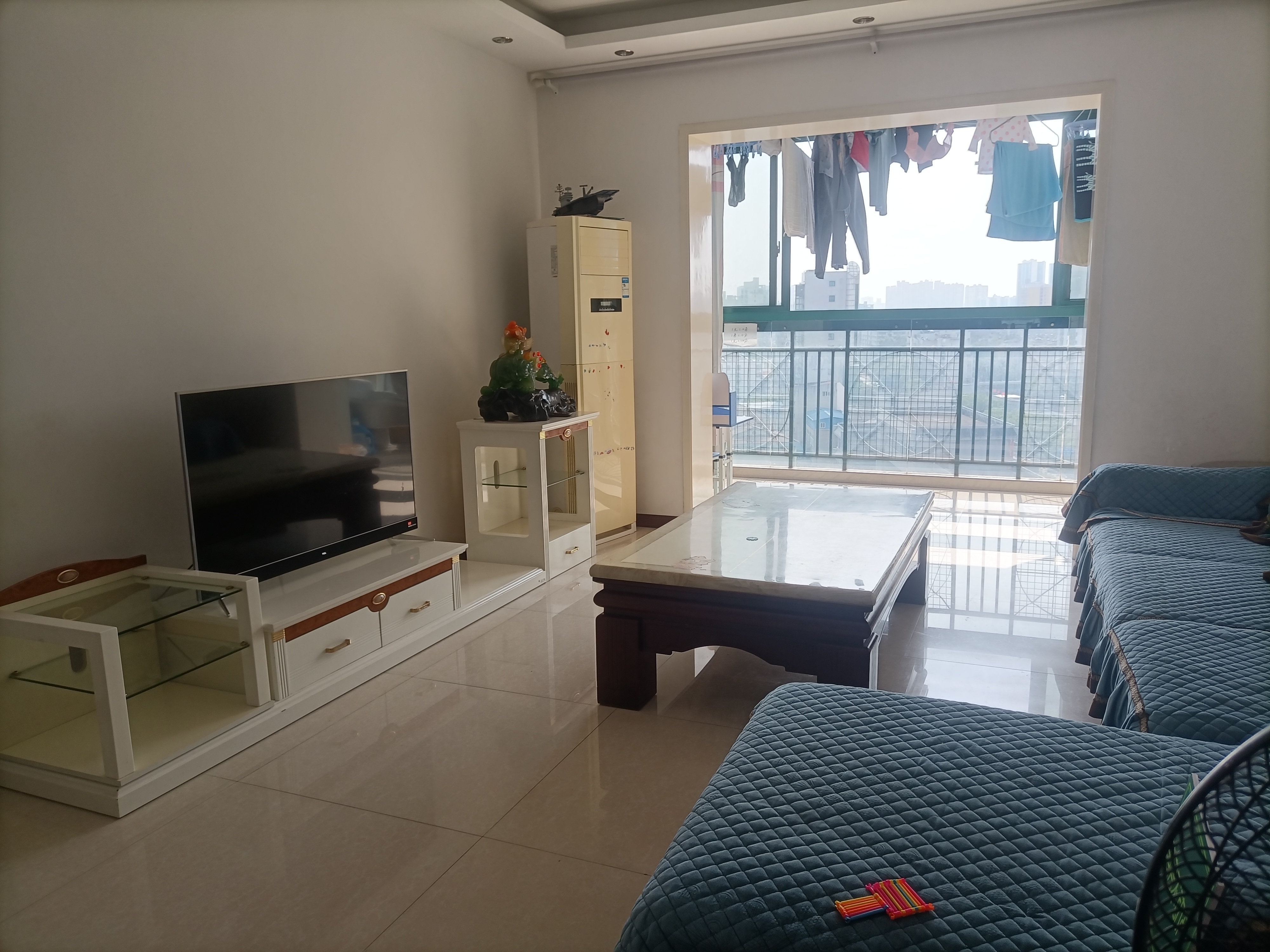 时代广场车站旁精装三房下楼菜场方便狠诚意出售