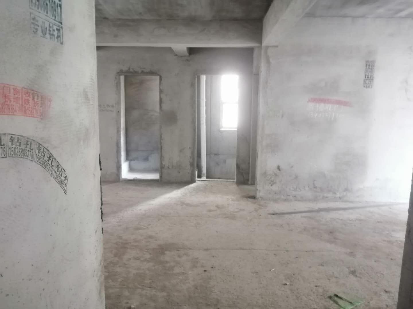 元泰未来城工程 房，一手网签，只能全款，2楼相当于3楼