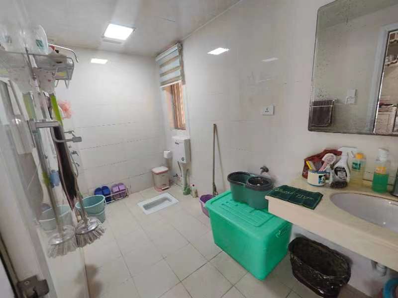 公园世家精装大三房南北通透采光好满五过户费低