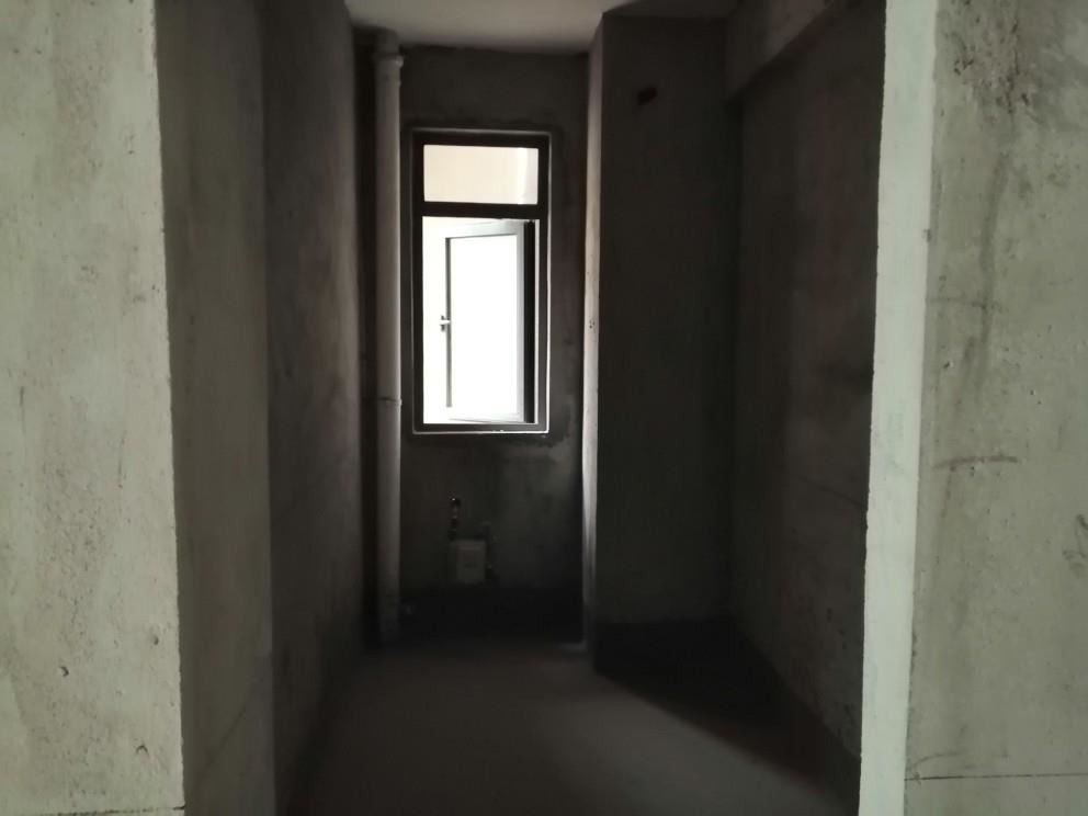 城西紫润尚城南北通边户大证已下低于市场价