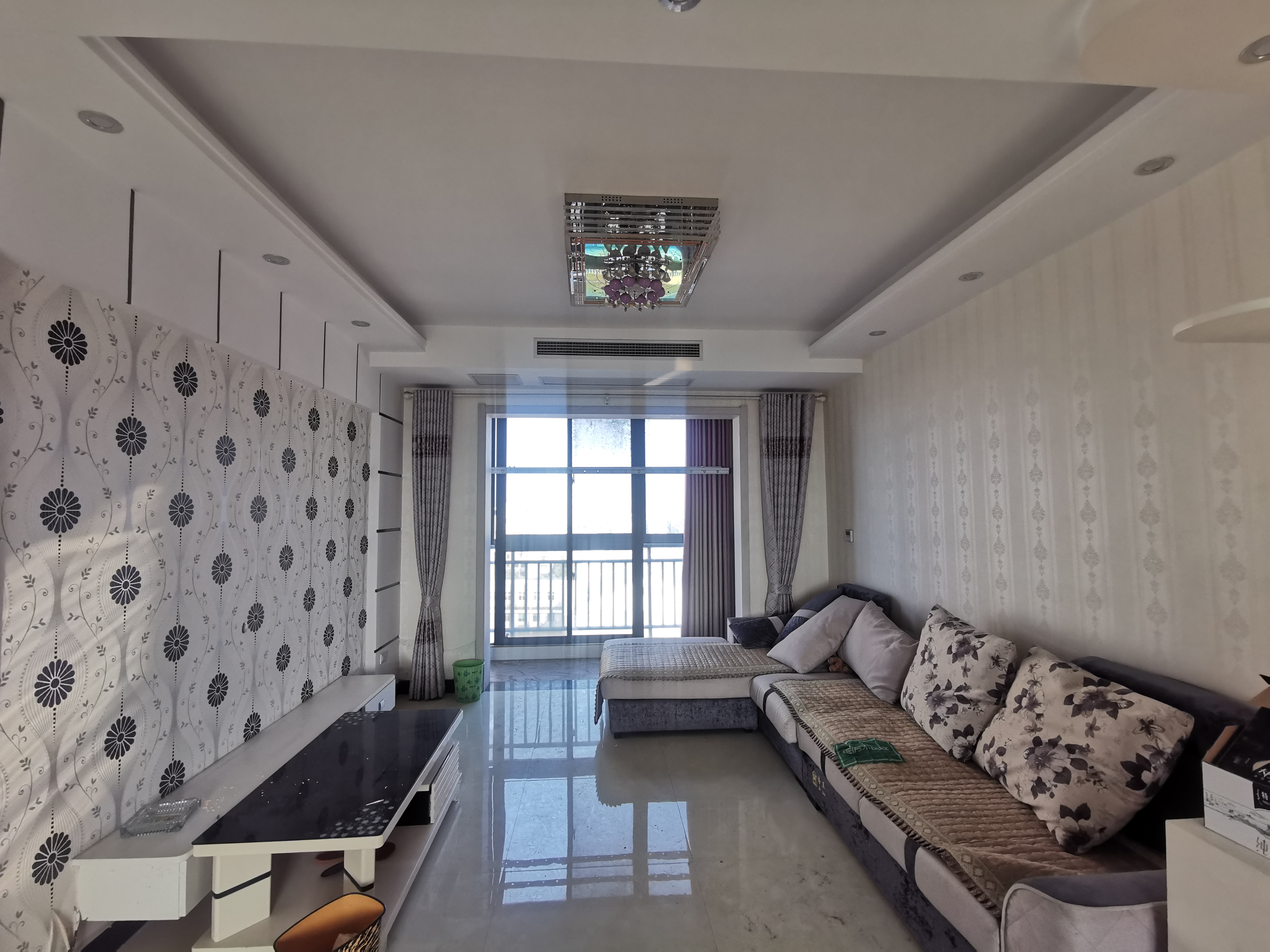 武商对面 金帝苑精装三房 好楼层诚心出售 看房有钥匙