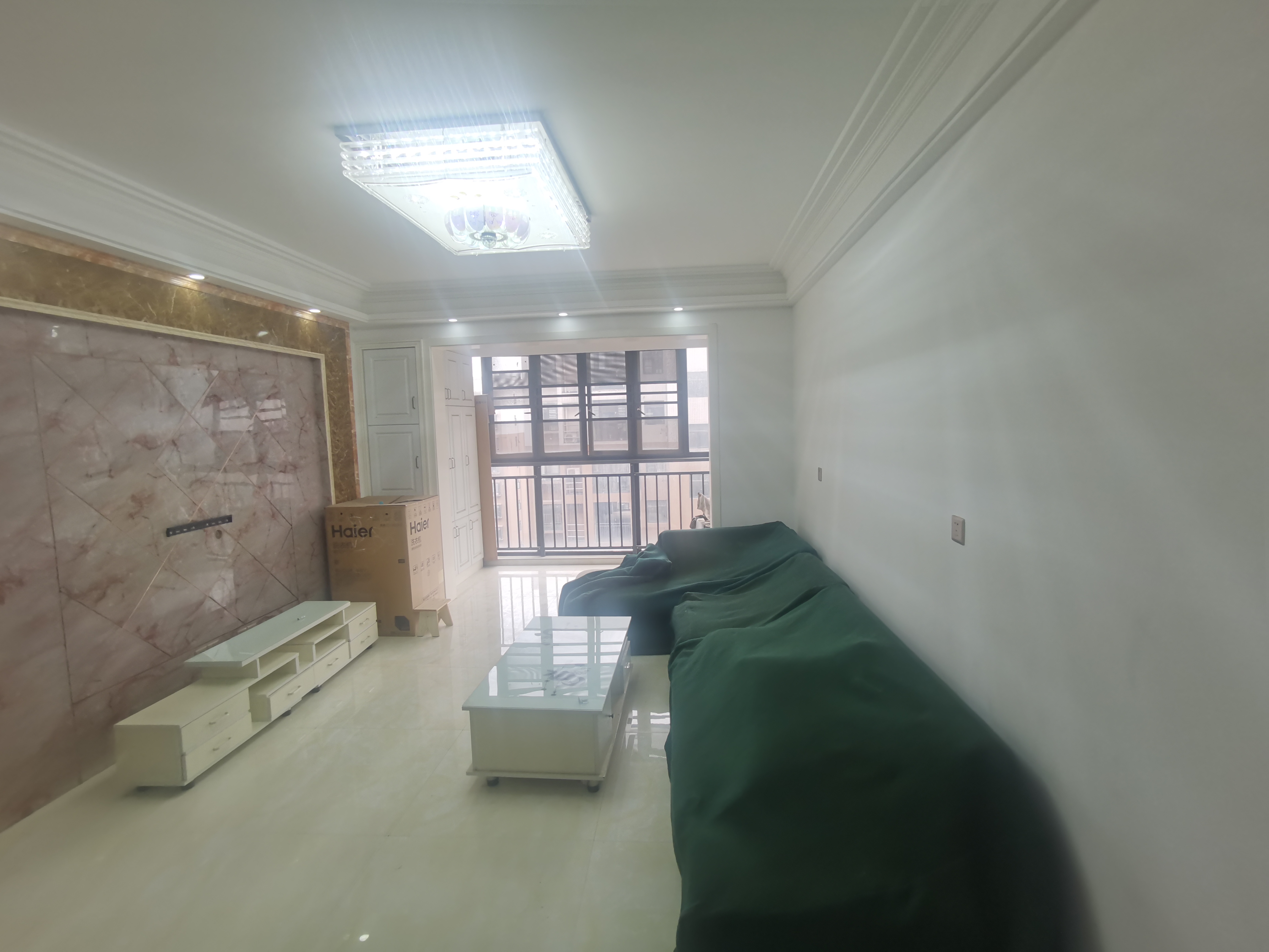 沔阳公馆精装2房  业主诚心出租 看房方便