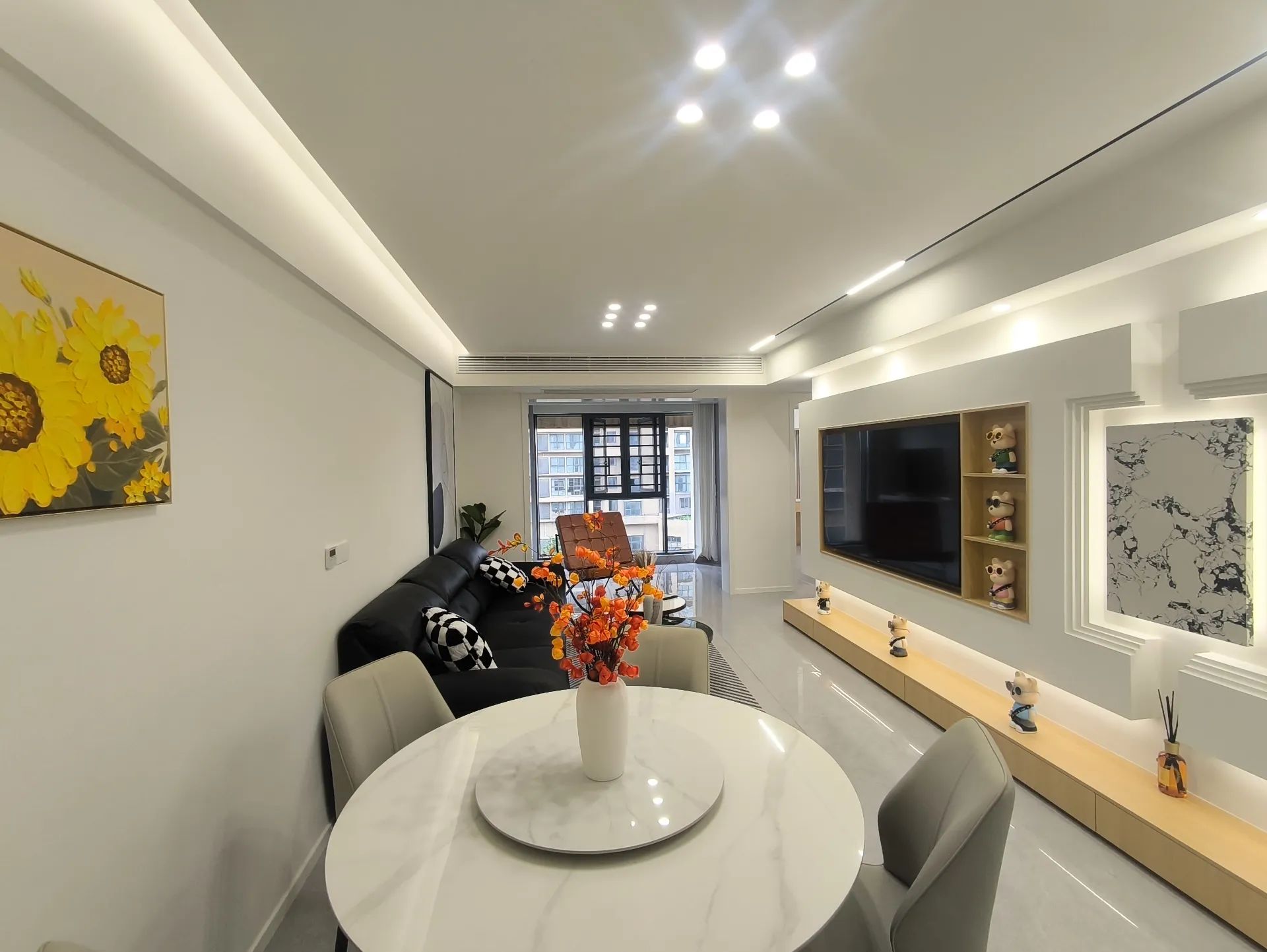 降价了，圣淘沙，老三中附近！全新装修3房，好楼层，证满二