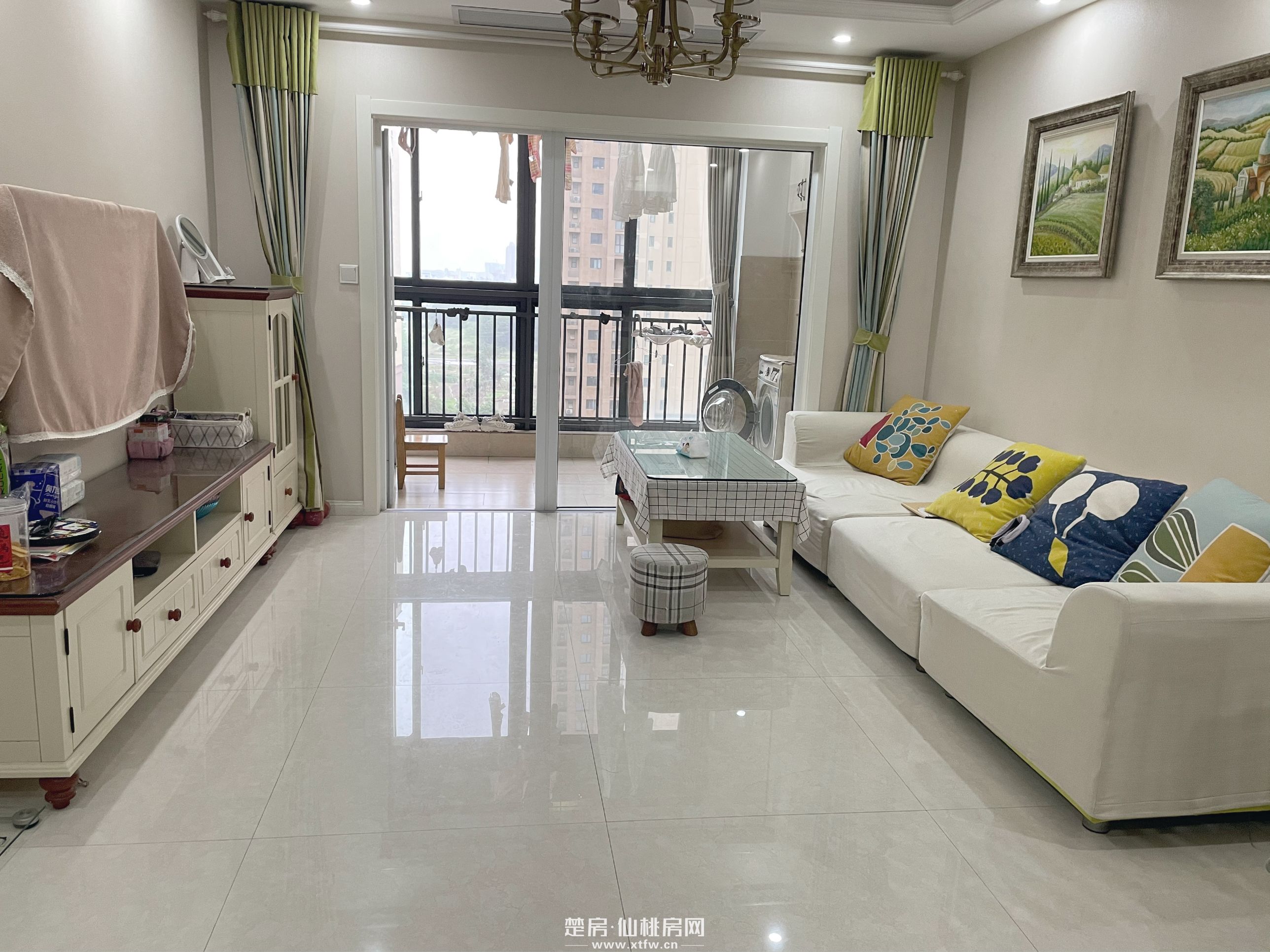 满庭春小区仙桃小学旁