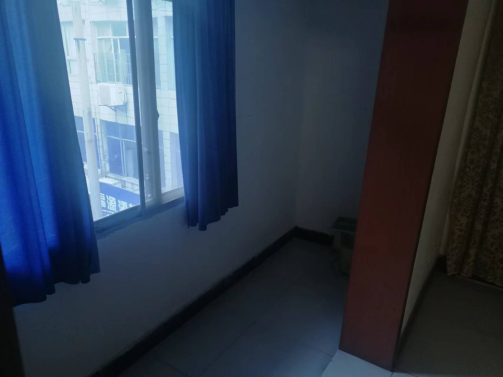 城乡渠私房可以做门面诚心出售证在手