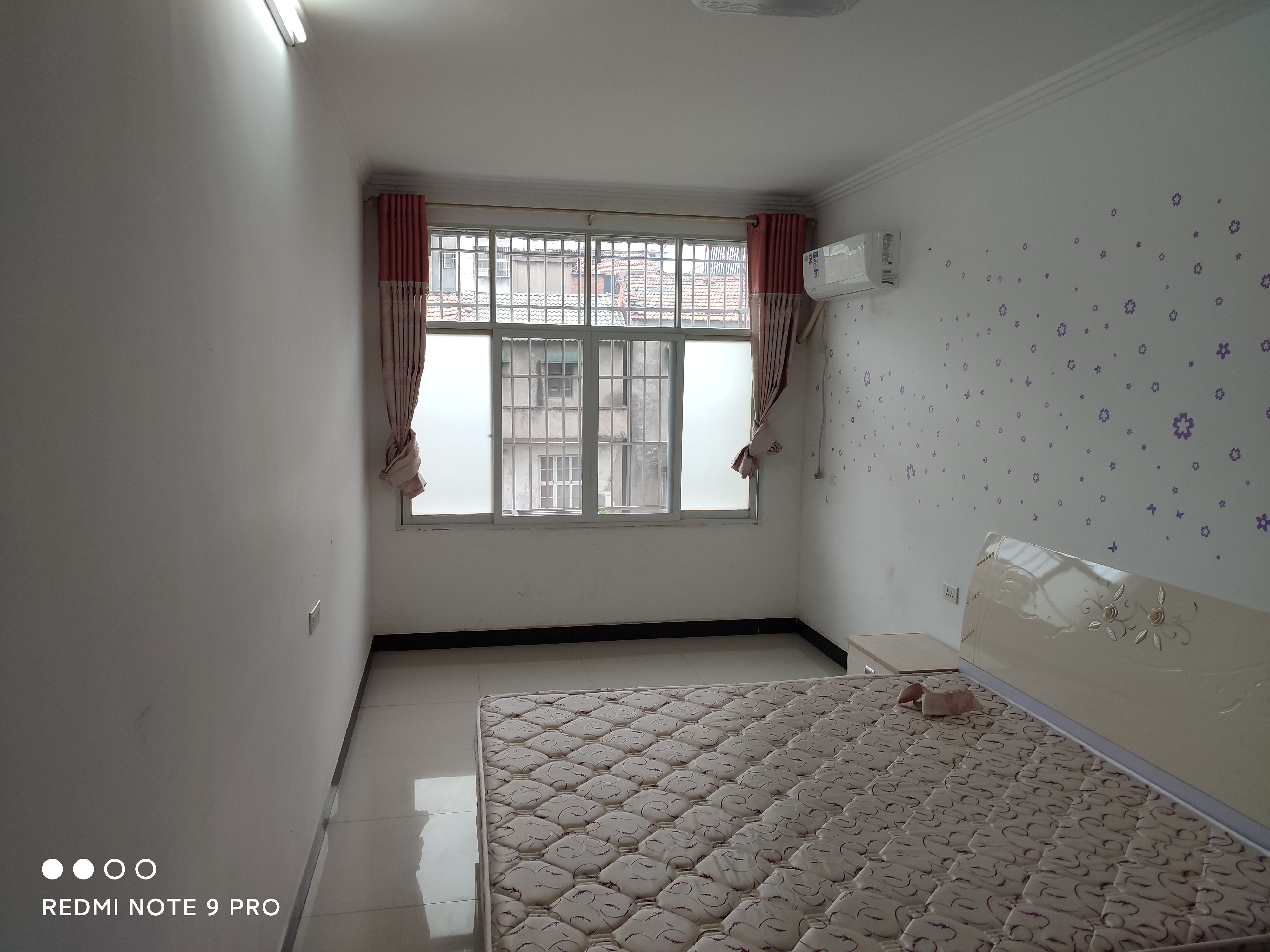 油炸湾附近精装大两房通风采光效果好家室家电齐全价格便宜欢迎来电咨询