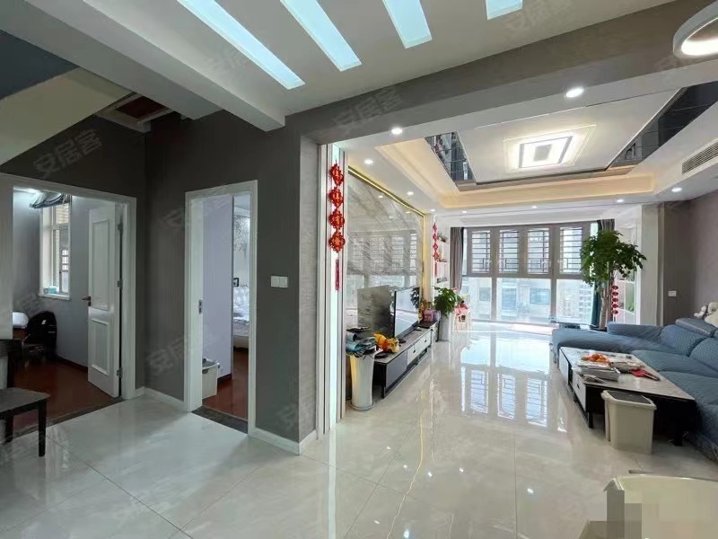 急售，豪装复式楼，中央华府，精装五房，送个阳光房，9成新，电梯小高层