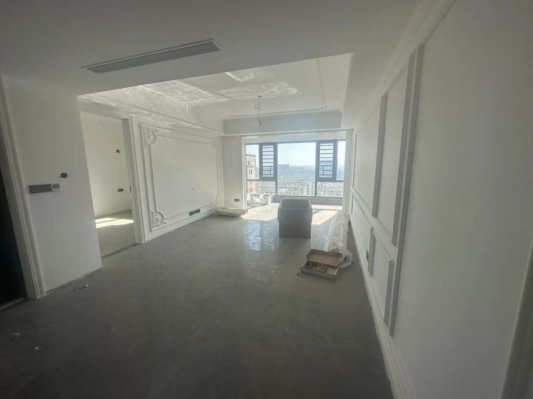 捡漏，城南，荣怀1梯1户，精装4房，小高层，证满二