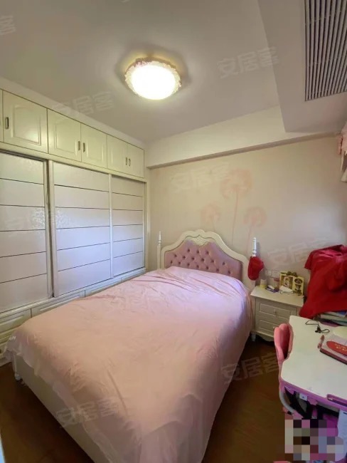 捡漏，锦绣江山，电梯好楼层，精装二房二厅，拎包入住，证满二