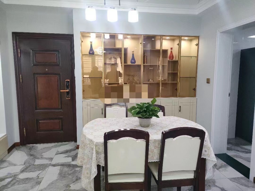 96，业主亏本急售，和合国际五期，精装修三房，证满二，家电齐全