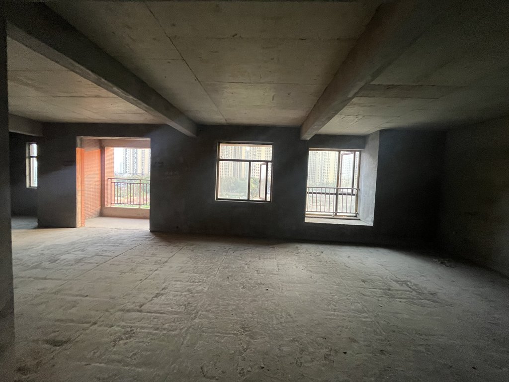 新城一号 五期 毛坯 花园洋房