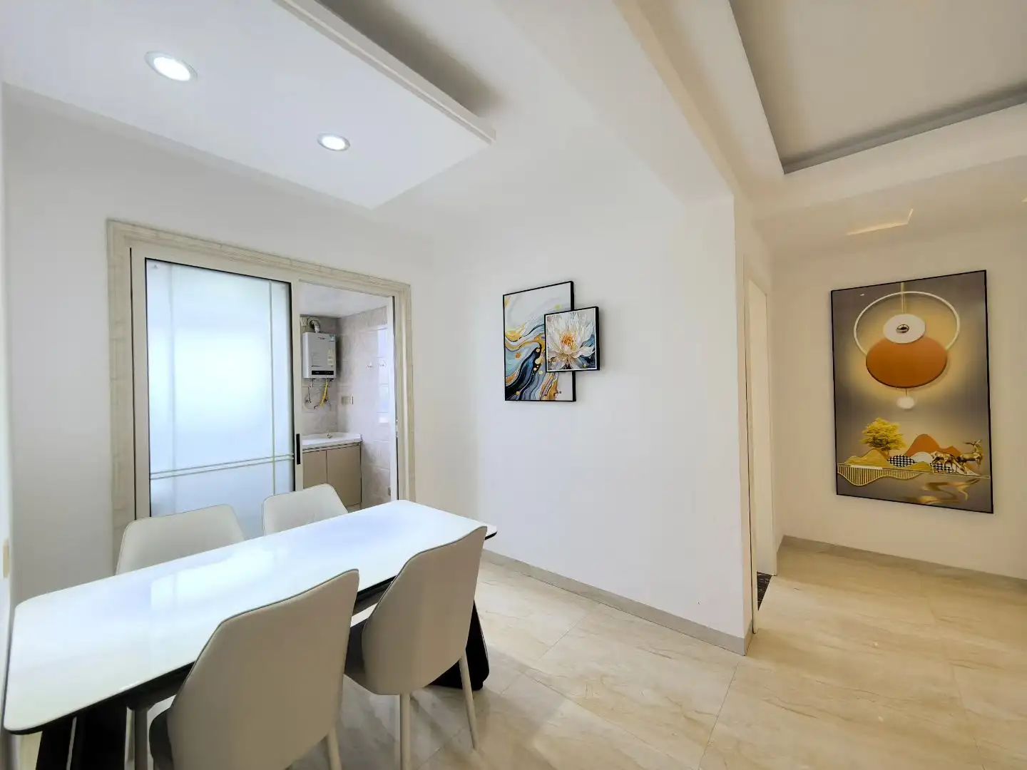 城西，红树湾，电梯小高层，边户，南北通透，精装3房2卫，老证