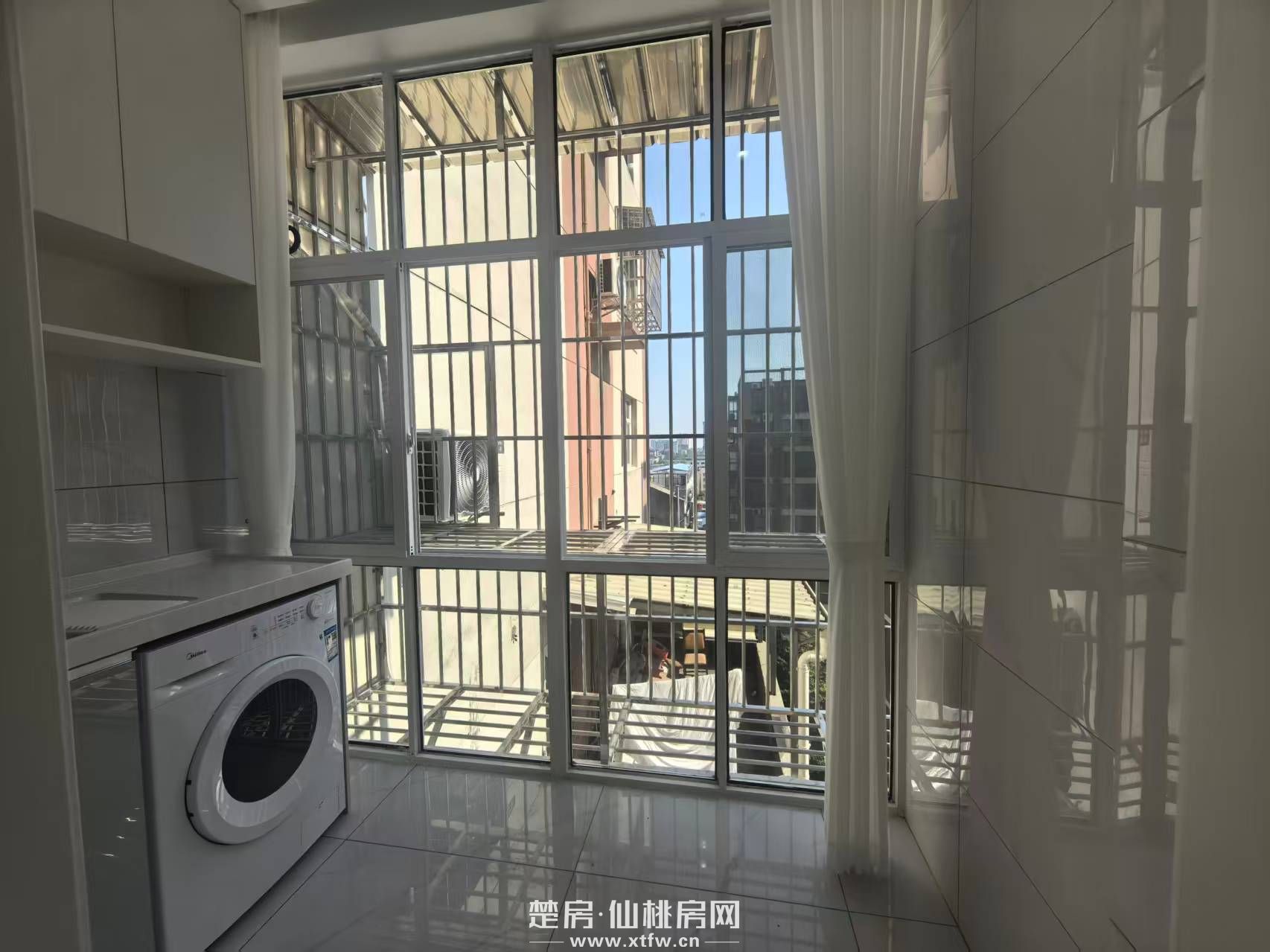 电梯80平全新精装24.8万