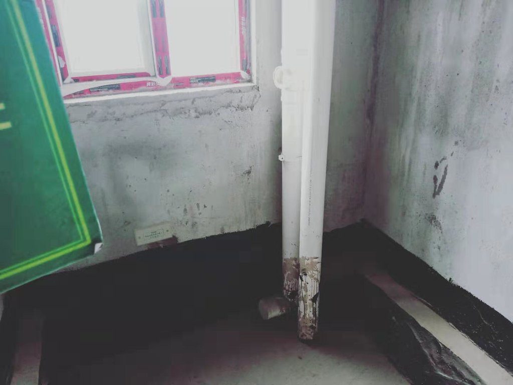 城南天诚缘毛坯大三房南北通透户型，好楼层随看房复式电梯买一层得两层