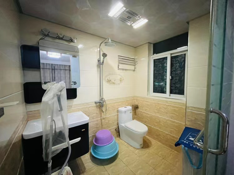 仙桃城南正中间