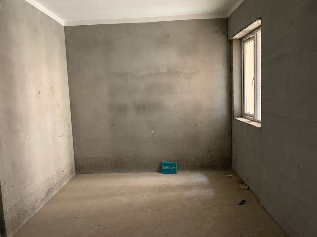 森林国际毛坯小三房OK直接读二晓看房方便