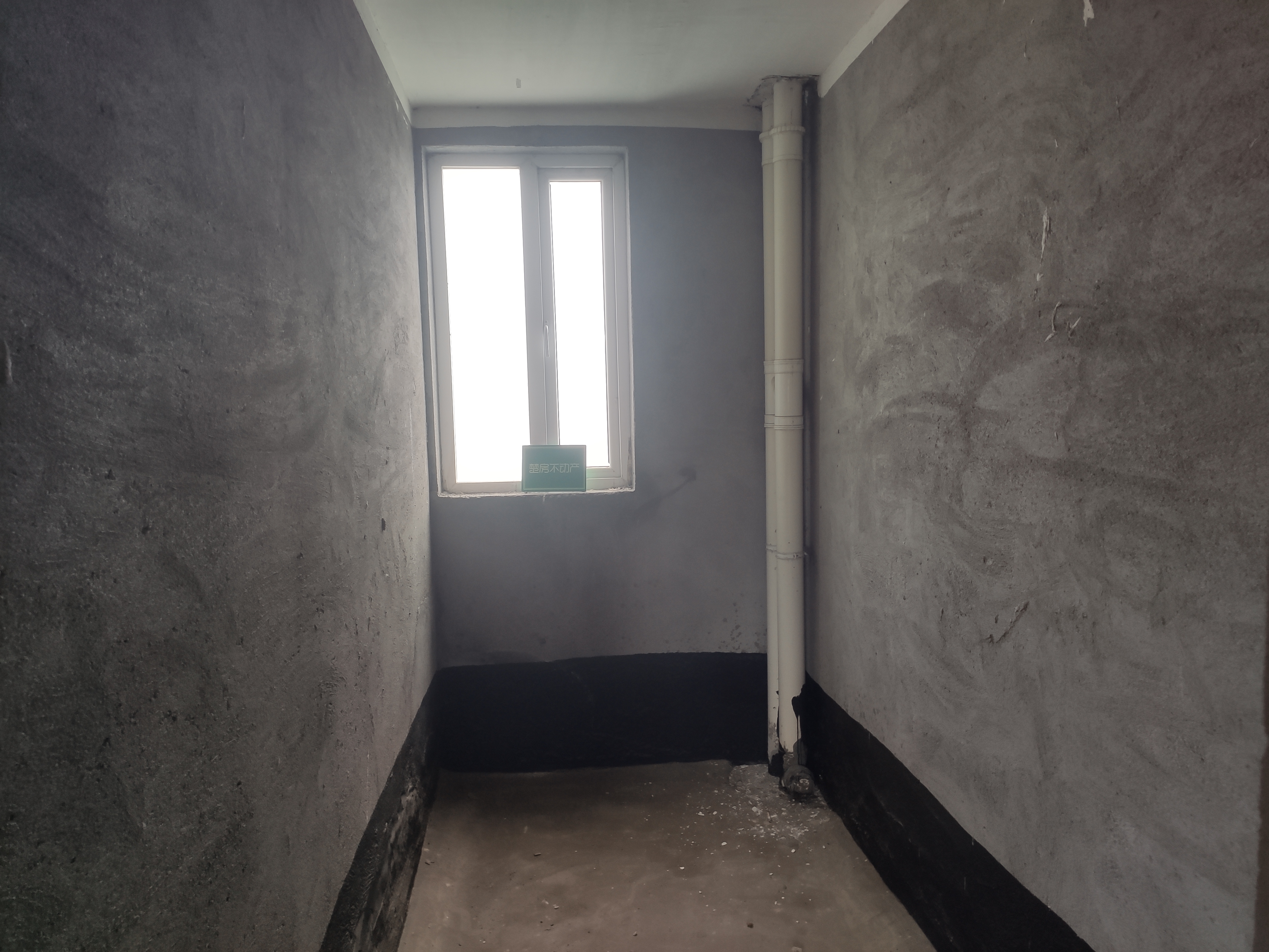 森林国际城毛坯大三房中间好楼层证满五年看房方便