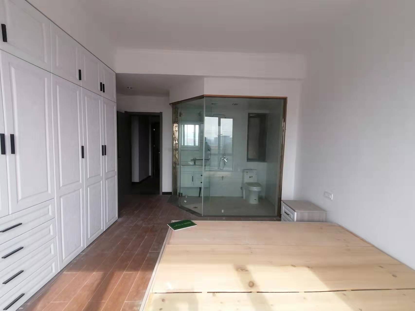 御台公馆南北通透大4房证满2年视野开阔2梯2户小高层只卖毛坯价