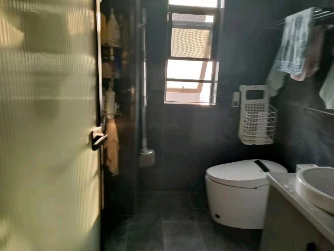 御湖世家精装三房中间楼层送车位看房约