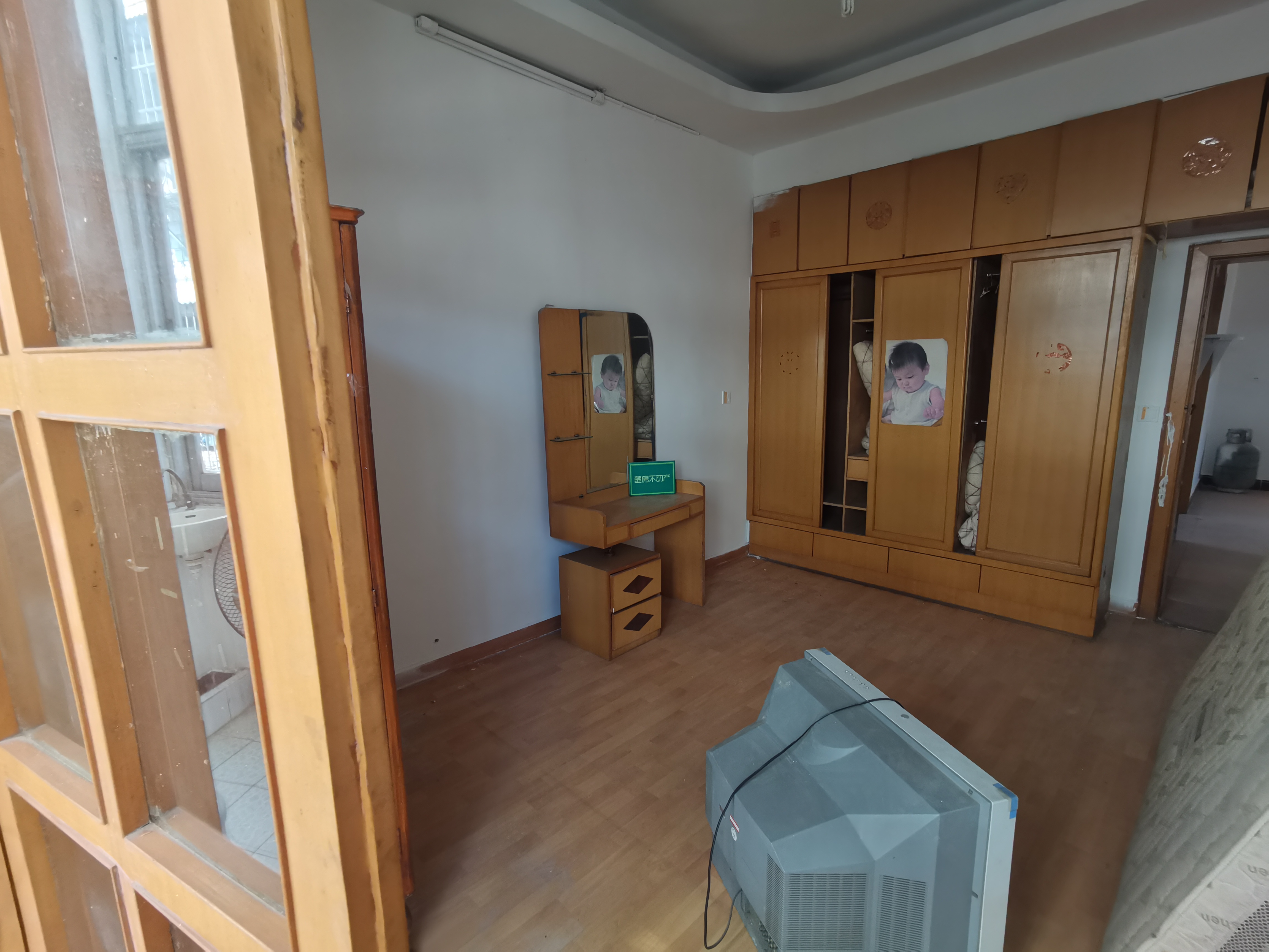 实验高中附近私房有证可过户业主诚心卖