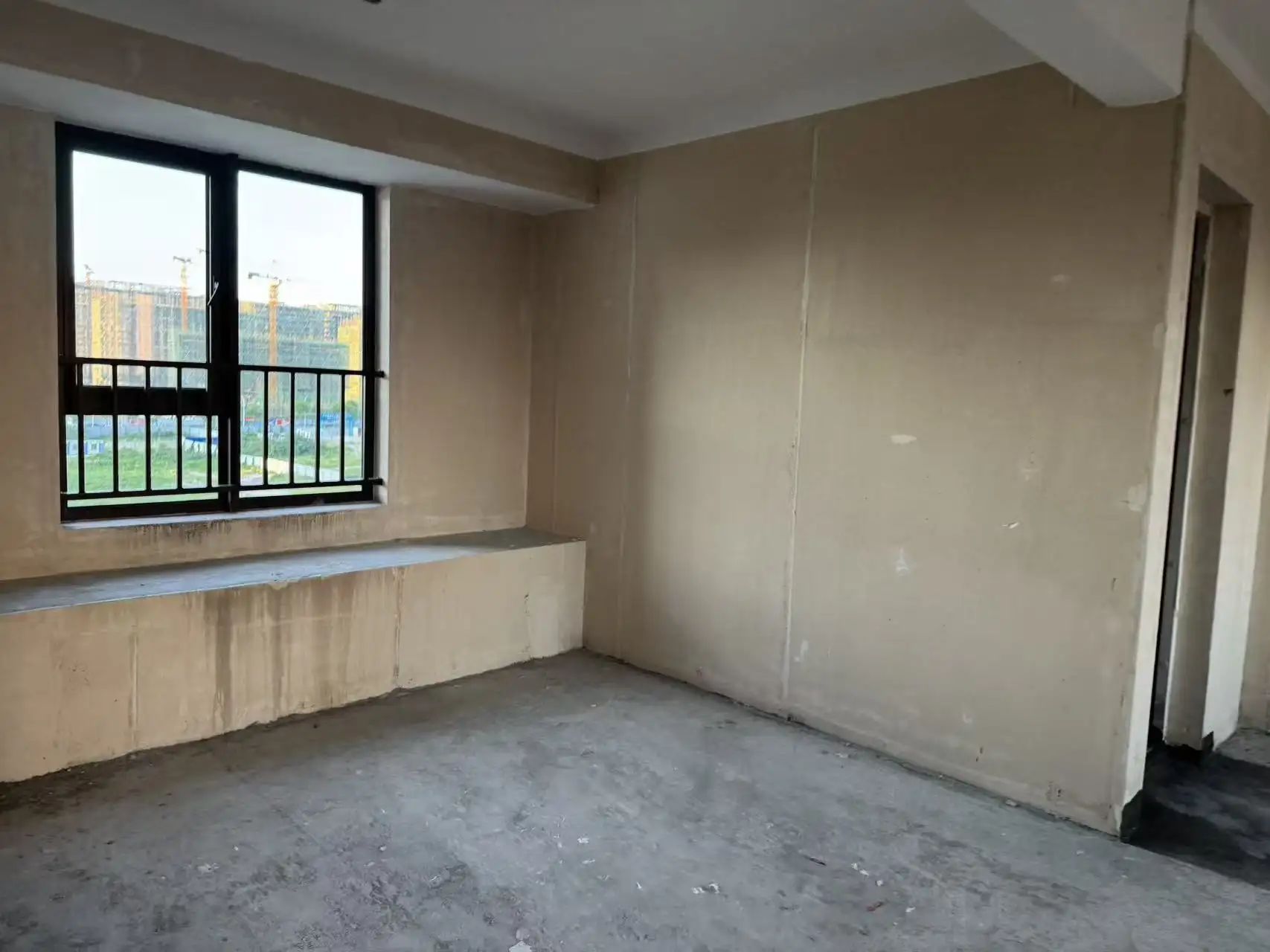 城南，吾悦广场，纯边户，现房，好楼层6楼，单价5900