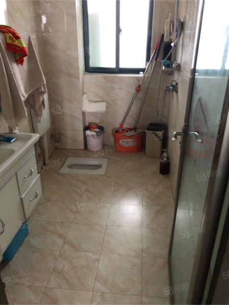 新城壹号精装三房两卫118平，证满二