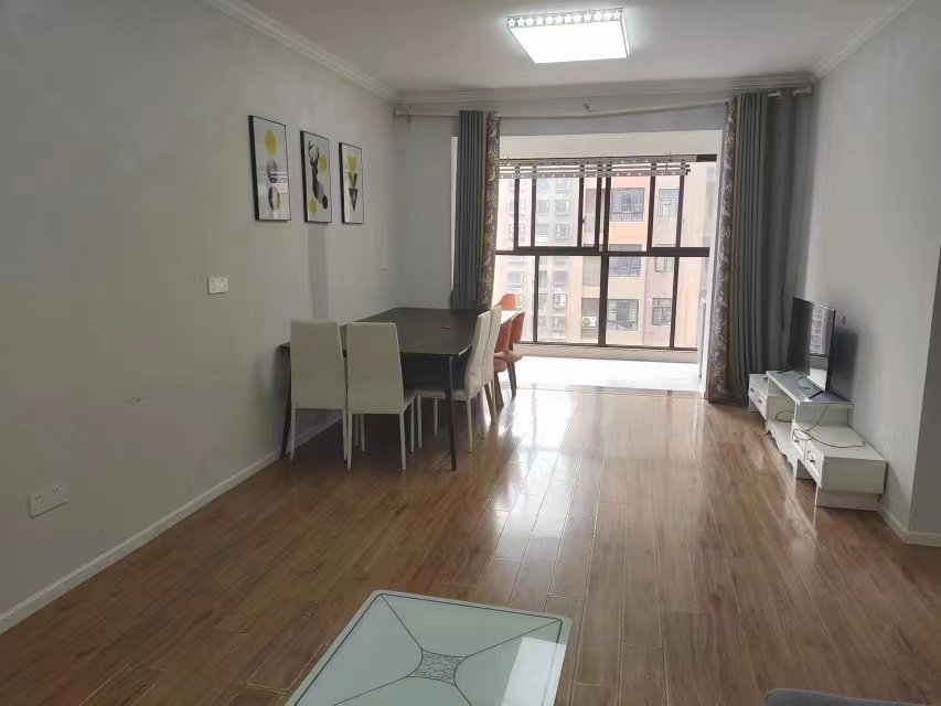 83，降价了，沔阳公馆，精装三房，单价5800， 电梯小高层 ，中间楼层，证满二，捡漏