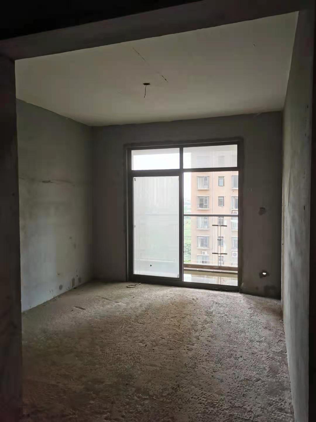 紫菘紫润 尚 城标准两室两厅一卫两阳台诚意出售