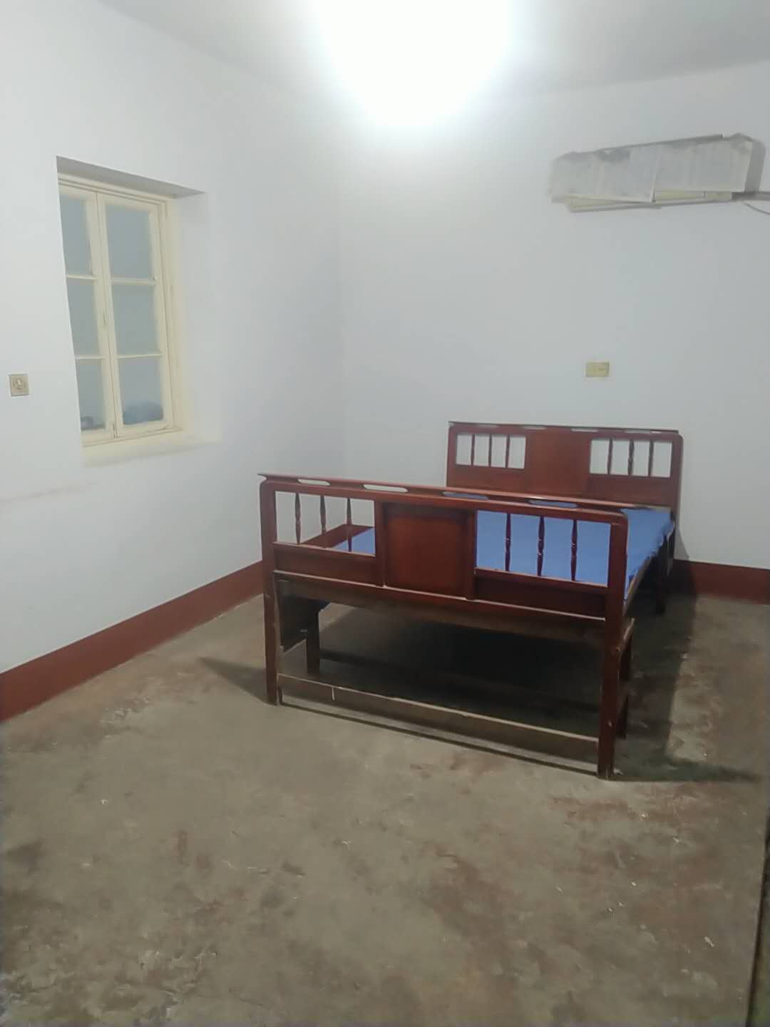 实验小学旁边 中层 可租可自住 性价比高