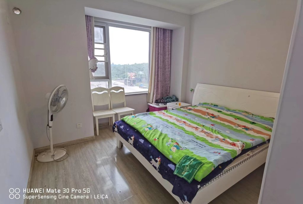 满庭春精装三房拎包入住南北通透型看房方便