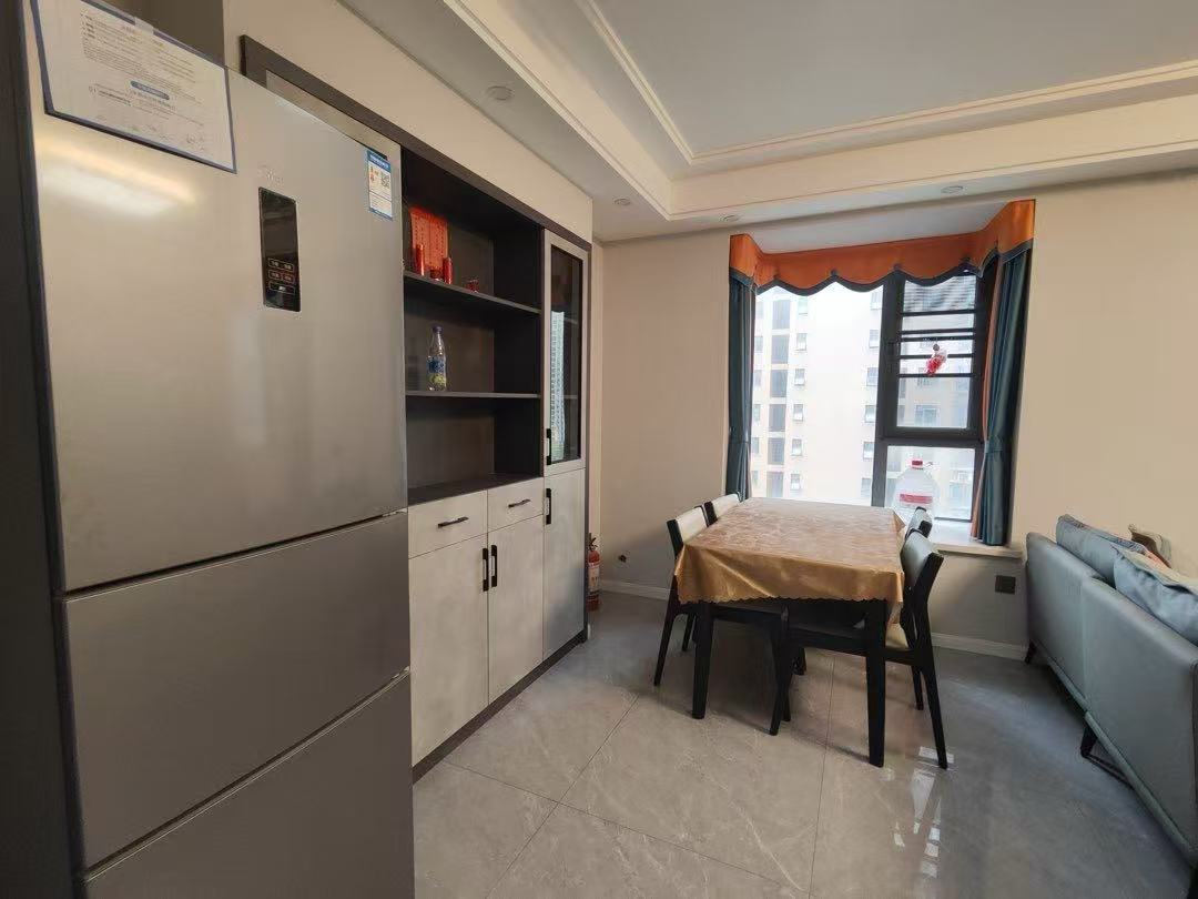 捡漏，仙桃晓学旁，全新精装三房，精装三房，好楼层12楼，证满二，