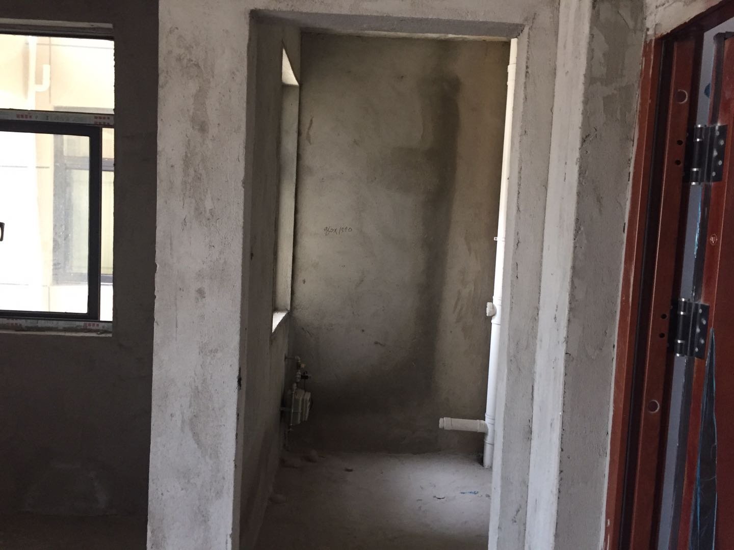 康湾一品毛坯两房，电梯好楼层