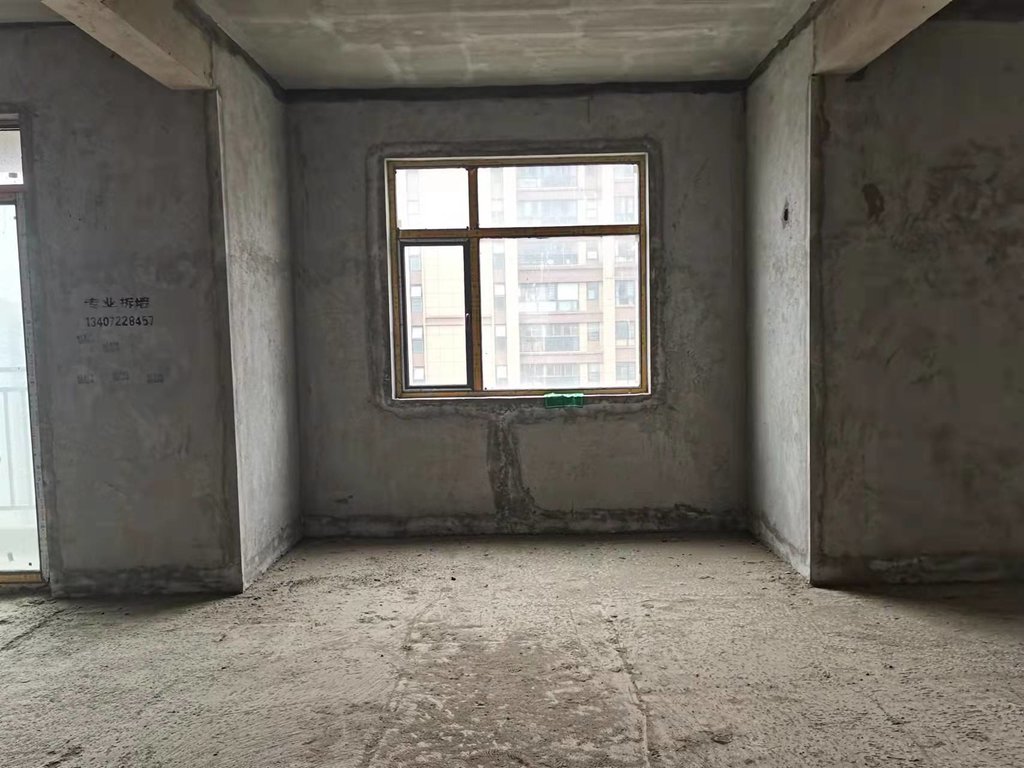 元泰未来城B湖景房3.15层高观光电梯2梯2户超大阳台设计城南少有的湖景房南北通透