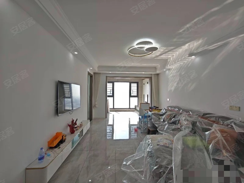 288，仙桃xiao学旁，仙桃别院，电梯好楼层，精装三房，墅级享受，9.9新，老证过户