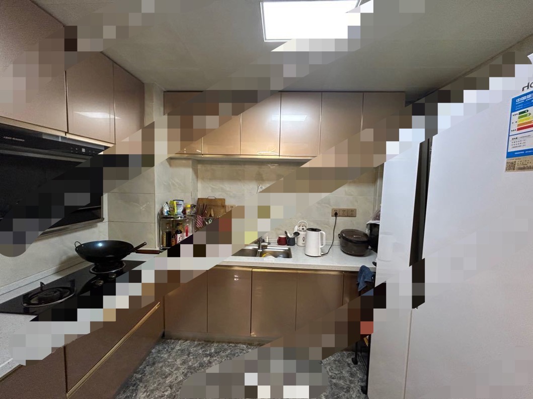 城南，新城一号，精装3房。成色新，诚心出售，实验三小旁