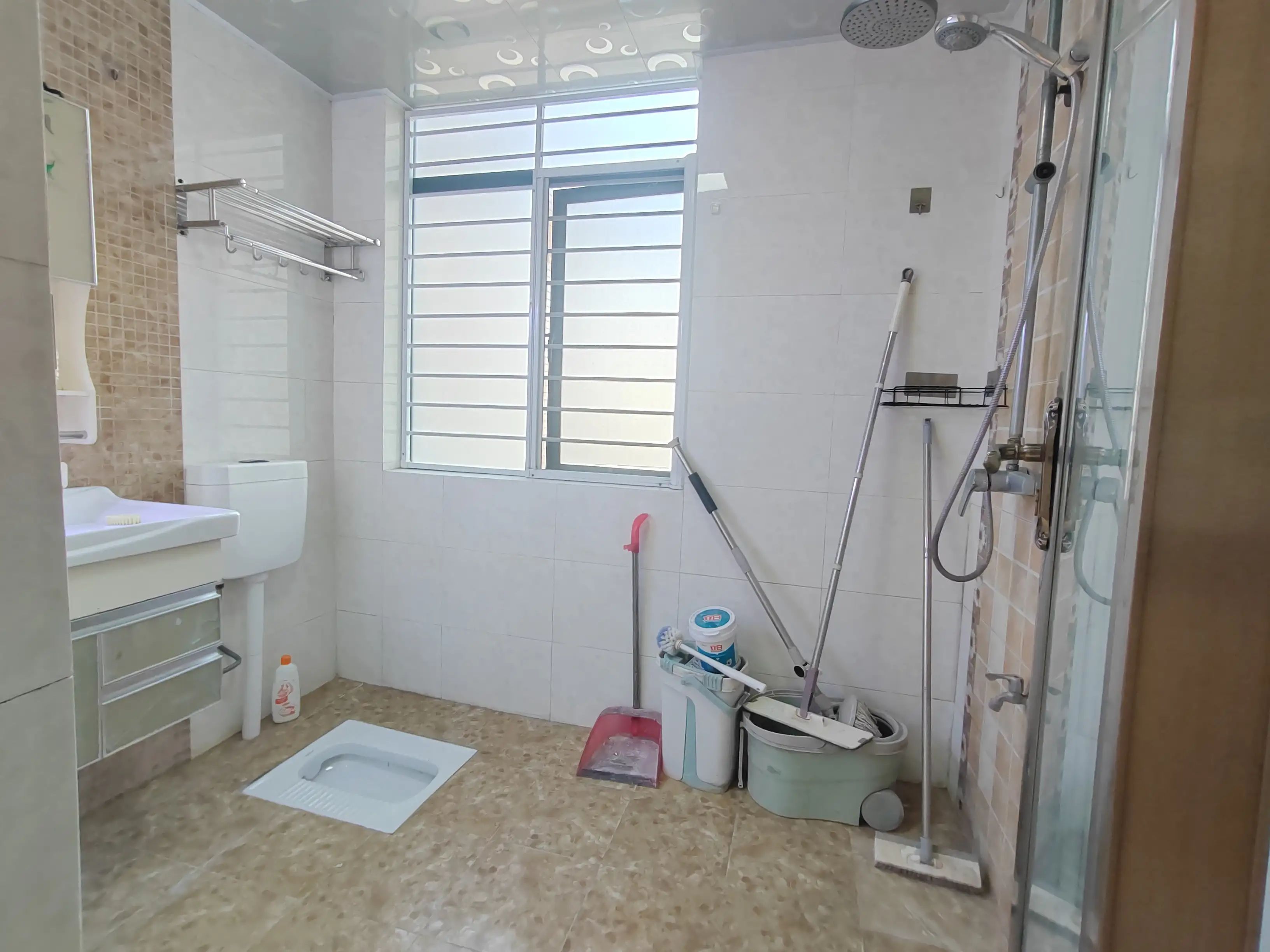 捡漏，城南，新城一号，单价4200，证满二，精装三房，亏本出售