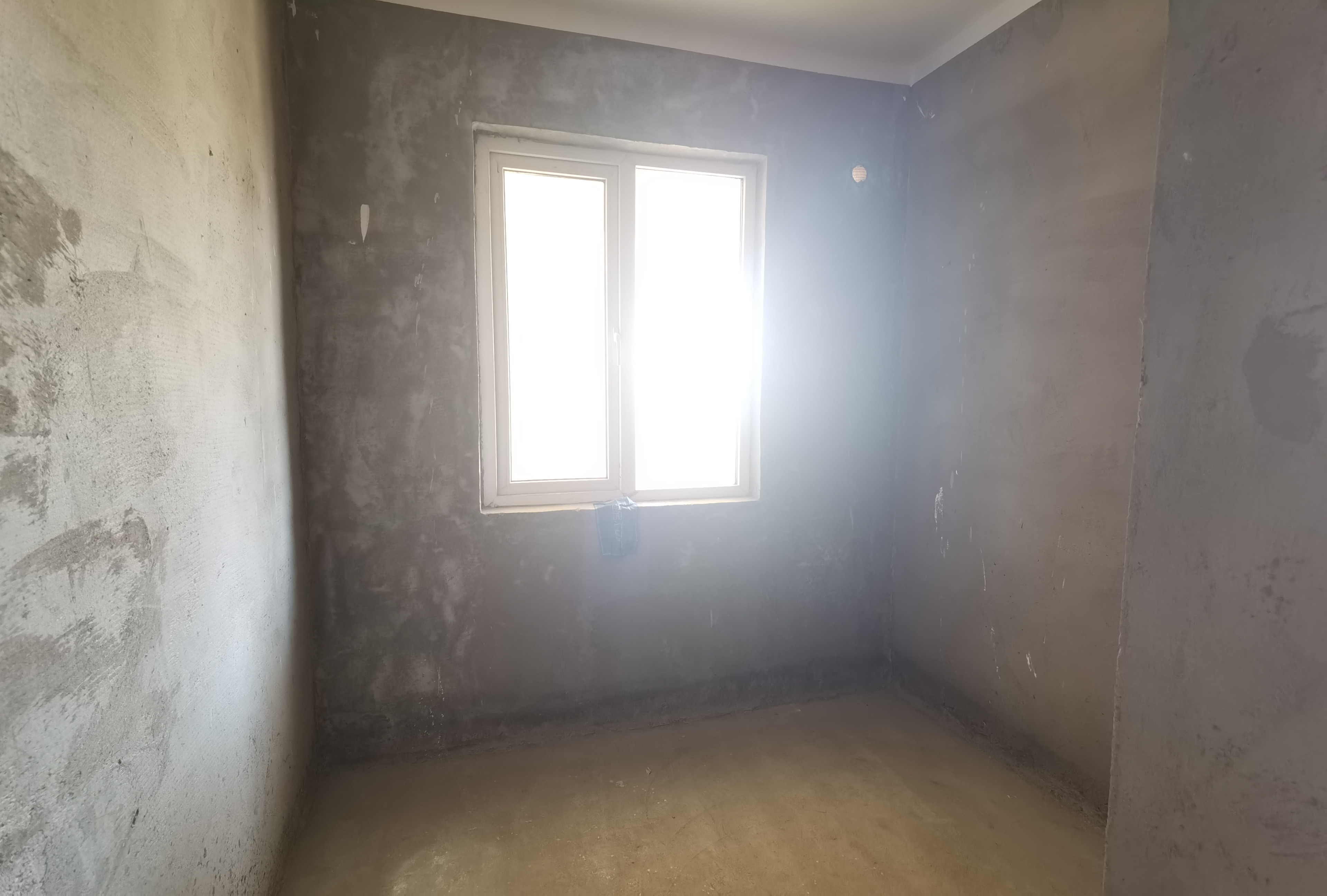 森林国际毛坯小三房户型方正方便看房业主诚心出售