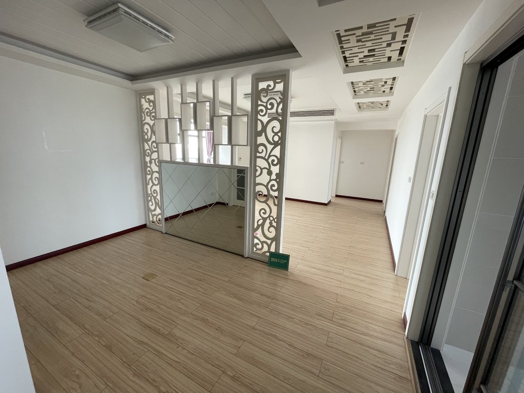 城南福星城精装修三房好楼层武商商圈南北通透户型