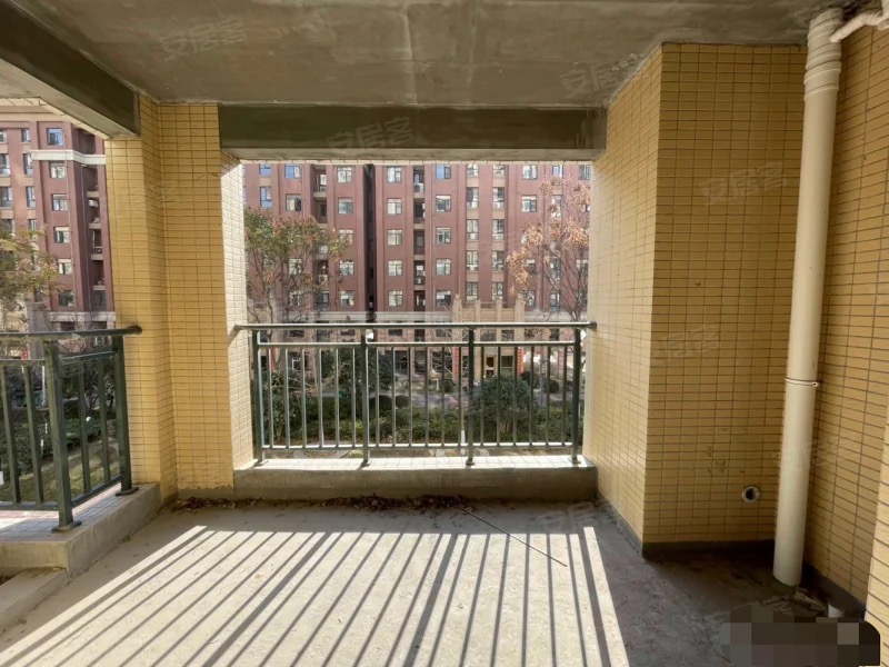 捡漏，​城南，新城壹号五期，电梯花园洋房，小高层，好楼层采光好，580单价，​证件满二