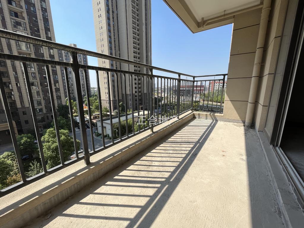 房东诚心出售，碧桂园 ，大平层，电梯洋房，2部电梯到户 ， 单价5500，好楼层