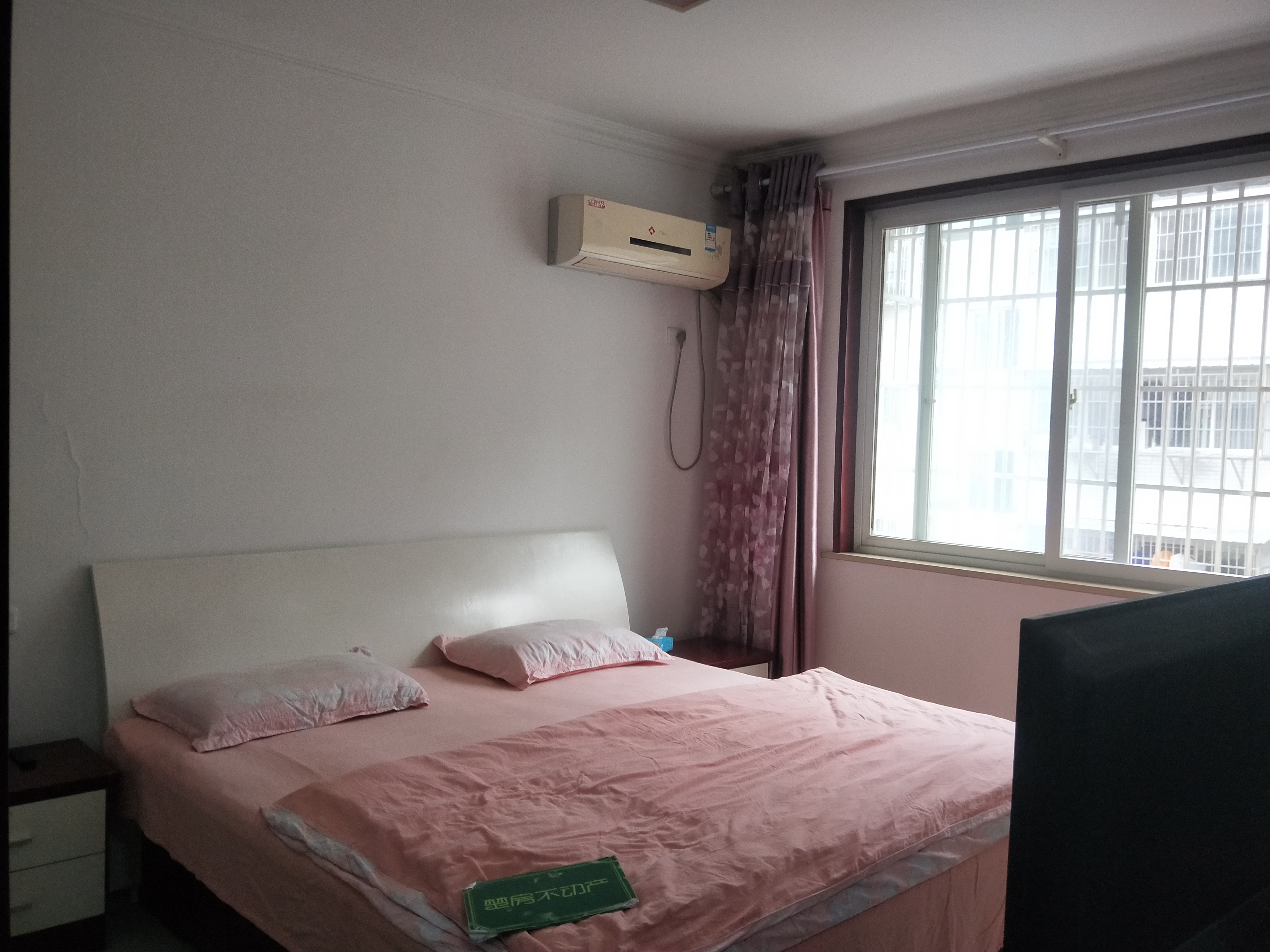 职院对面楚天嘉苑精装大三房南北通透户型楼层采光好价格合适性价比超高欢迎看房